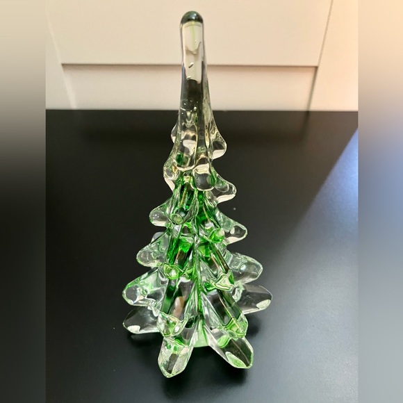 Vintage Green Ribbon Heavy Crystal Art Glass Christmas Tree Made In Taiwan - Picture 1 of 6